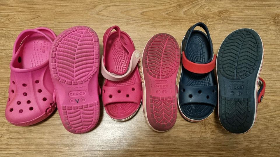 Kinder Crocs Gr. 28-29 in Berlin