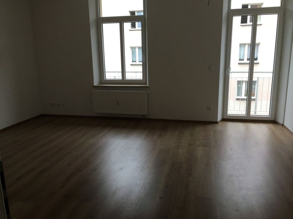 4 Zimmer-Maisonette-Wohnung mit Balkon! in Plauen