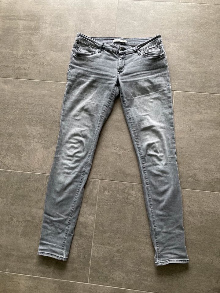 Mavi Jeans in Rösrath