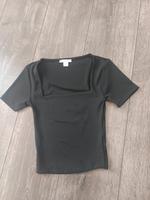 T-shirt schwarz eckiger Ausschnitt von Amisu in XS Nordrhein-Westfalen - Leverkusen Vorschau