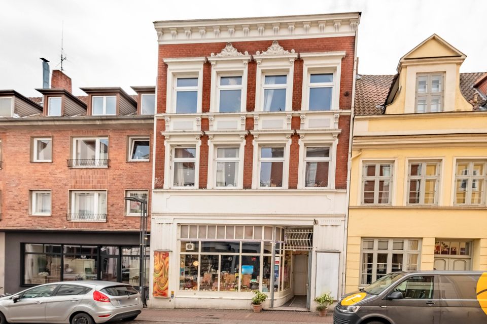Wohn- und Geschäftshaus in begehrter Einkaufsstraße von Lübeck in Lübeck