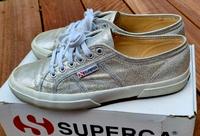 SUPERGA Sneaker silber Gr. 41 Nordrhein-Westfalen - Viersen Vorschau