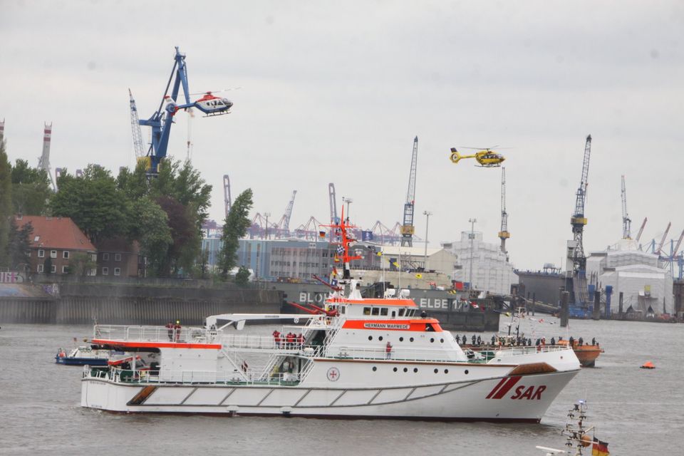 120 Fotos Bilder Schiffe Rettungsboote Wasserschutz Küstenwache in Hamburg