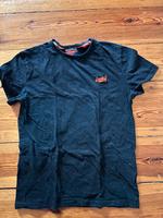 Verkaufe hier ein T-Shirt von Superdry Größe M Pankow - Französisch Buchholz Vorschau