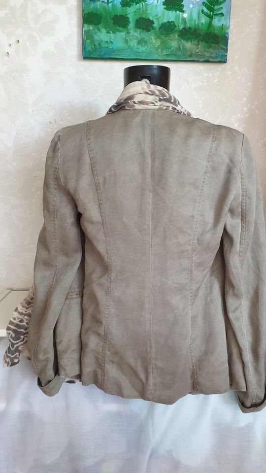 "Guess" Damen Blaser,Jacke mit seiden Schal Gr.S Tencel 100% in Mainz