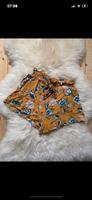 Pull&bear Shorts kurze Hose stoffhose Bändel Blumen bunt Senfgelb Bayern - Vestenbergsgreuth Vorschau