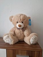 Sitzender Teddybär, Bär, Kuscheltier Nordrhein-Westfalen - Solingen Vorschau