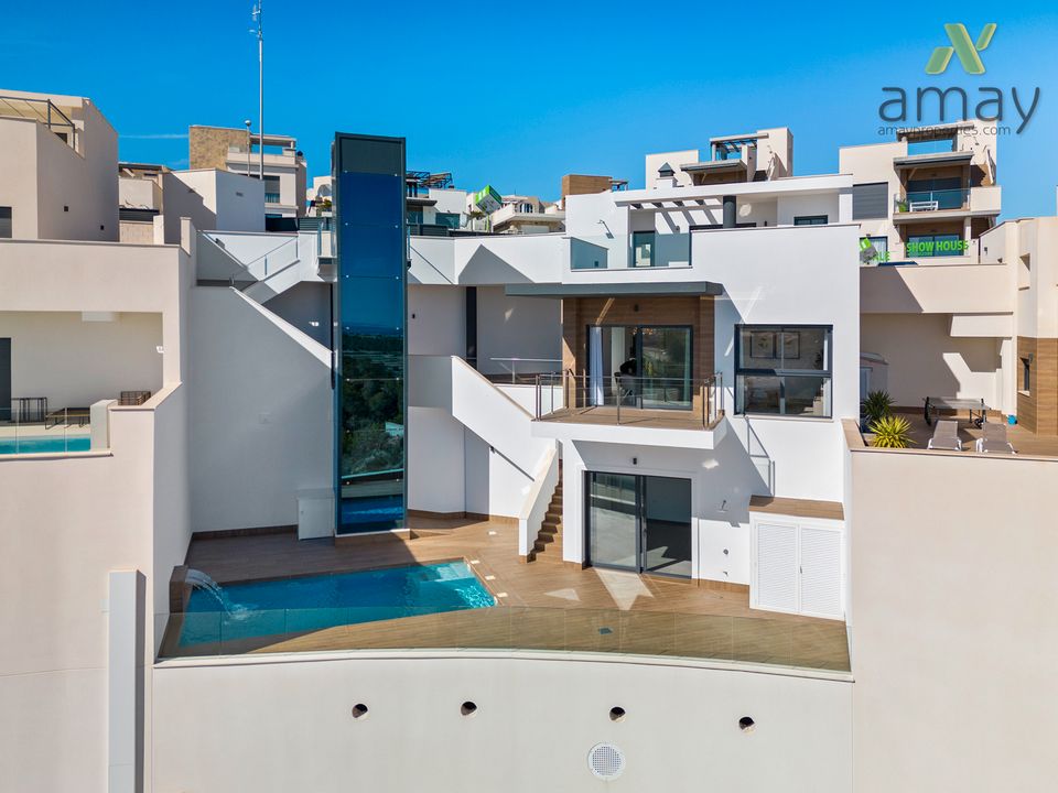 COSTA BLANCA: San Miguel de Salinas - moderne, bezugsfertige Villa mit Meerblick! in Hamburg