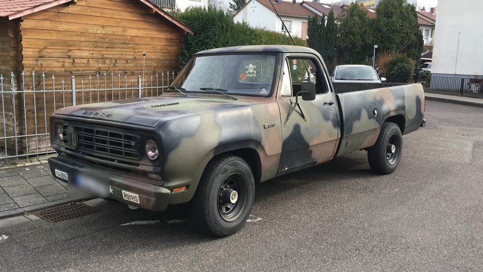 Dodge D200 M890 US-Army Pick-Up 318cui 5,2 V8 LA in Hanau