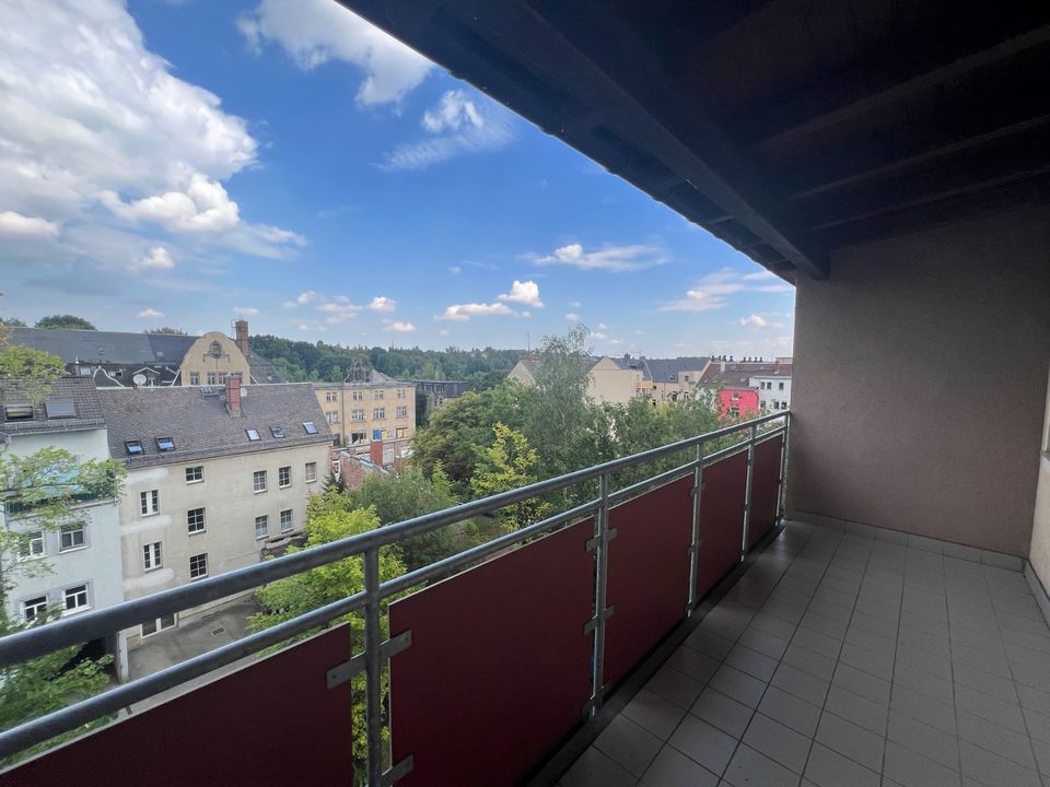 Neue Einbauküche + großer Balkon + 2 Monate Mietfrei!!! in der Voigtstraße 6 in Chemnitz