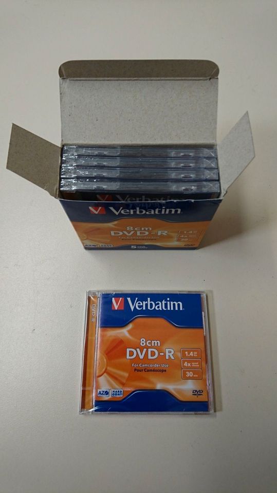 30 Stk. Verbatim 8cm DVD-R + DVD-RW + DVD+RW für Camcorder 1,4GB in Breuberg