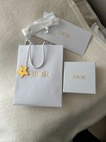 Dior Tüte Box Geschenkverpackung *wie neu* Baden-Württemberg - Oberkirch Vorschau