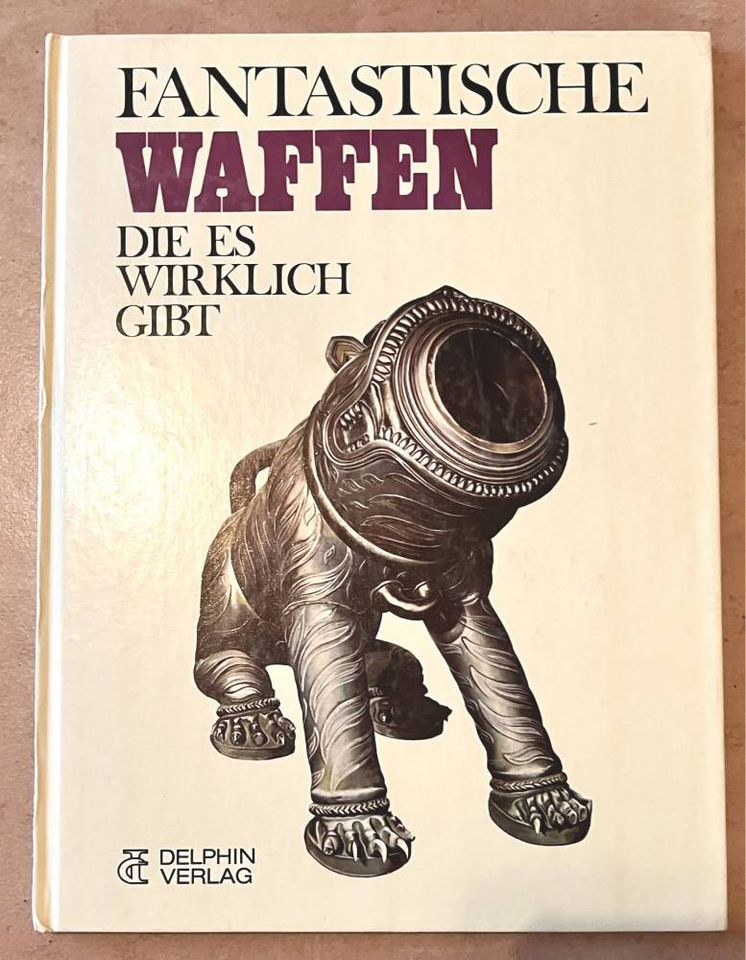 Bücher diverse , Waffen, Luftfahrt , u.s.w auch Einzel zu Verkauf in Bischofsheim