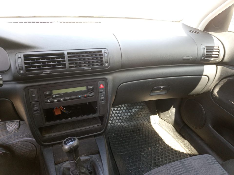 Vw Passat 1.8t Limousine ahk tüv neu in Lengede