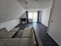 Helle, gut geschnittene 2-Zimmer-DG-Wohnung mit Balkon, EBK in PE Niedersachsen - Peine Vorschau