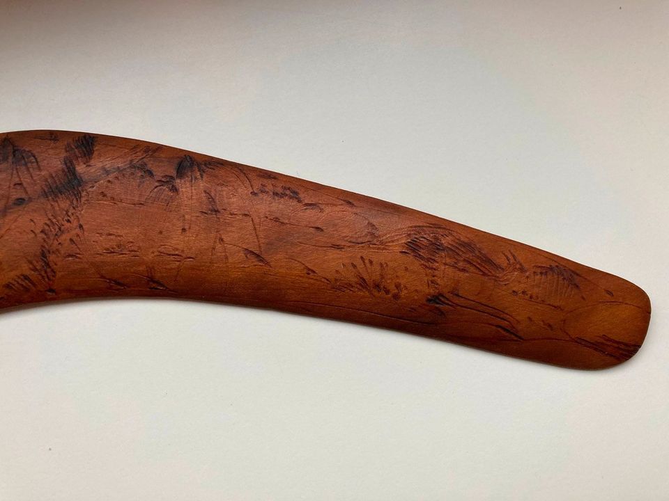 Bumerang "Wirunda Australia" - Holz graviert - 35 cm in Karlstadt