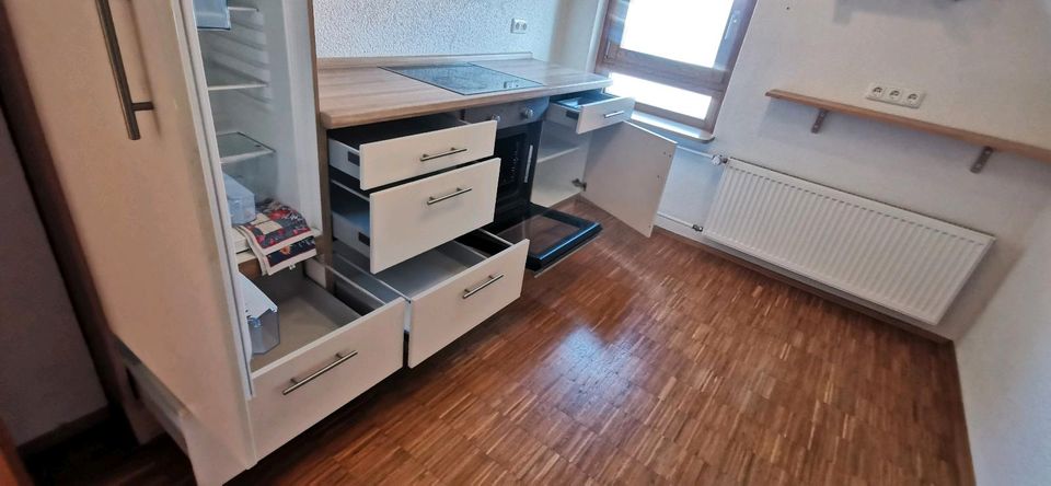 Küche Kühlschrank Elektroherd Einbauküche in Borken