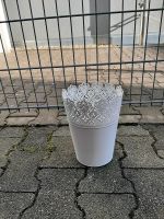 IKEA Skurar Übertopf, Blumentopf, groß, Metall, weiß, neu Baden-Württemberg - Fellbach Vorschau