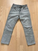 Levis Levi‘s Jeans 501 Crop hellgrau 28/28 neuwertig Kr. München - Oberschleißheim Vorschau