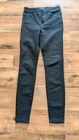 Vero Moda Jeans neuwertig s/32 schwarz Hessen - Witzenhausen Vorschau