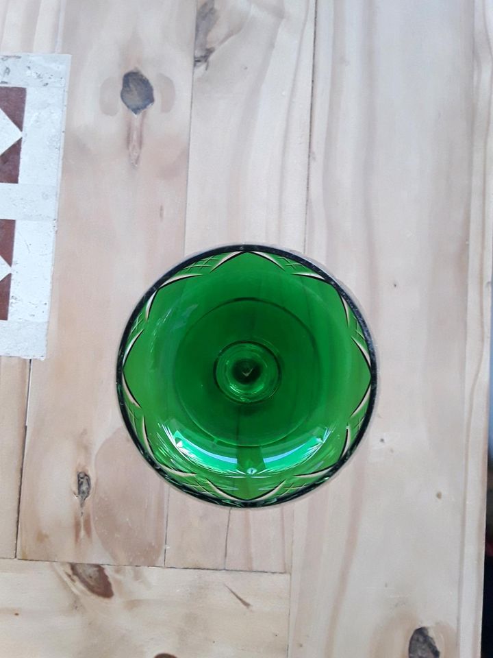 Grünes Römerglas in Halver