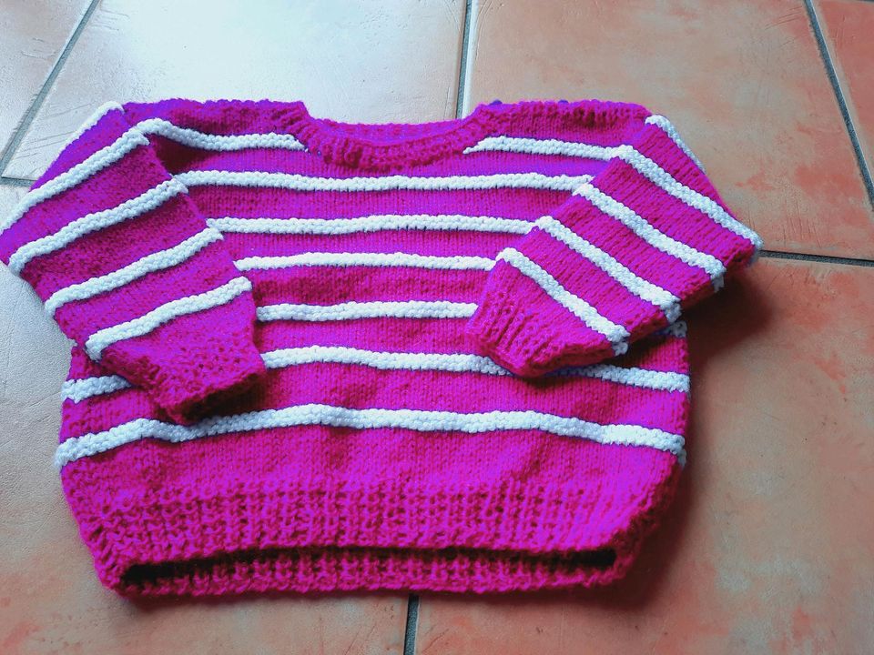 Handmade Pullover Baby 74/80 in Kalletal