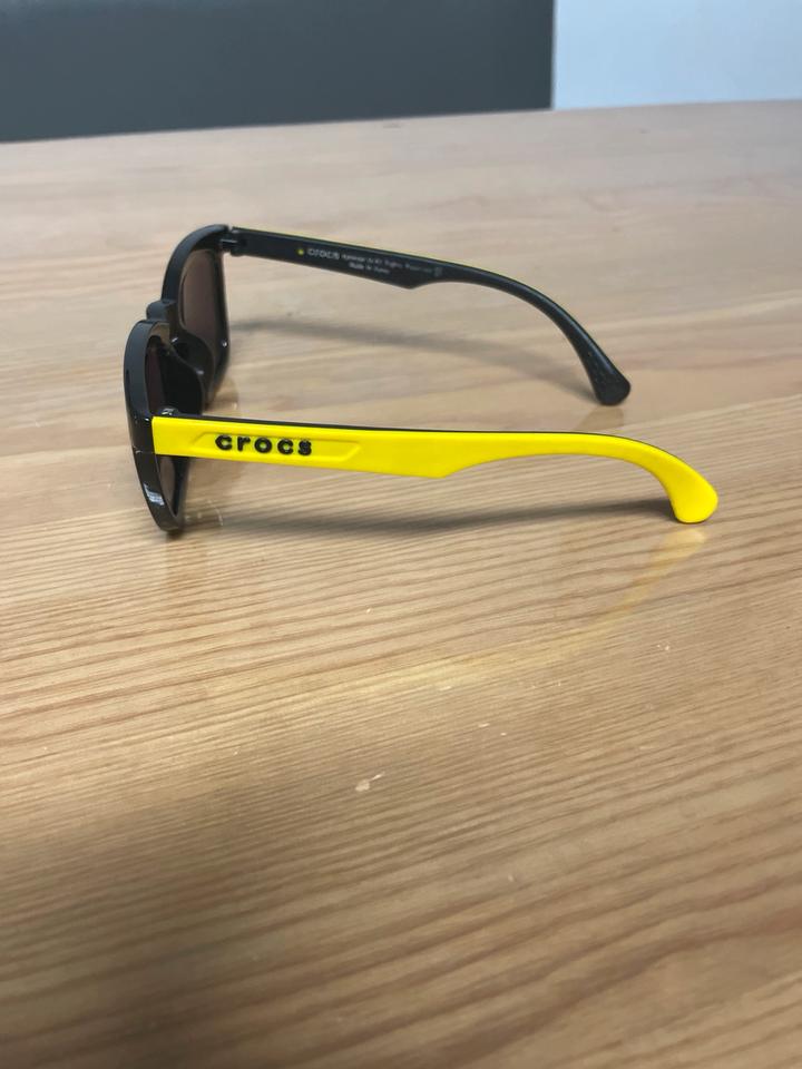 Kinder Crocs Sonnenbrille nur 4-5 mal getragen kein Kratzer in Dortmund
