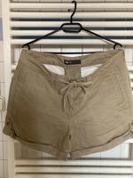 Levi's Short, beige, Gr. 31 (Gr. 40) West - Unterliederbach Vorschau