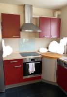 Schöne rote Küche inklusive Einbaugeräte ohne Kühlschrank Hessen - Brachttal Vorschau