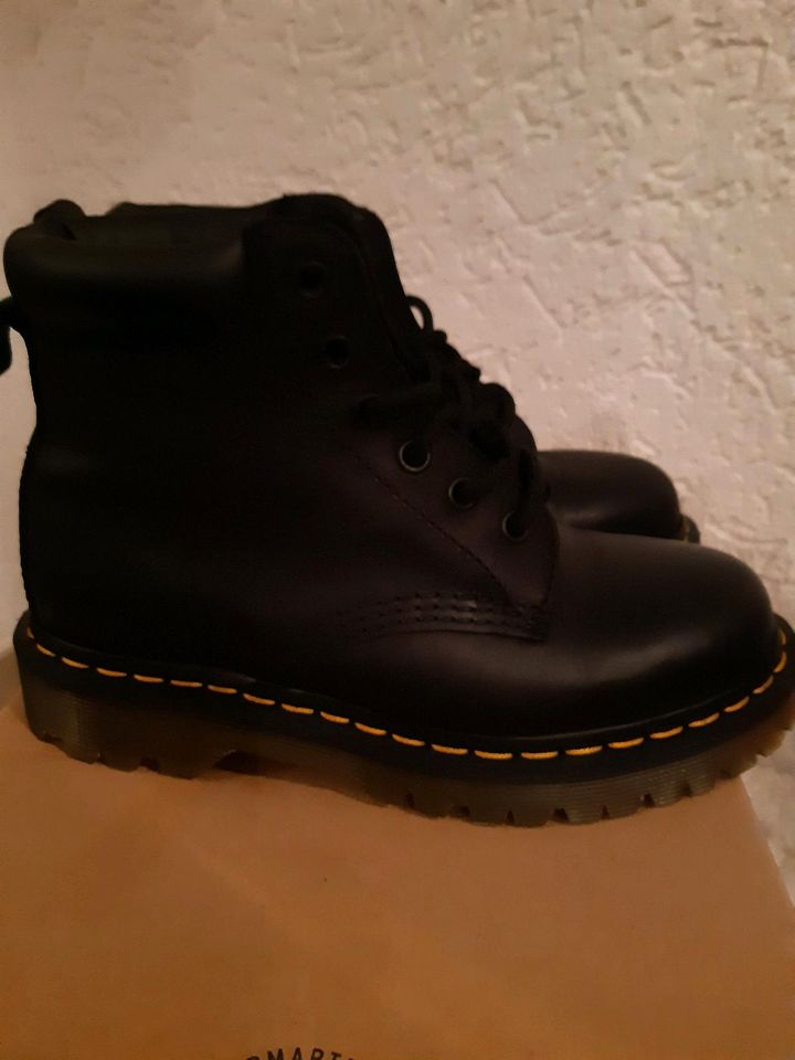 Dr. Martens neu in Bindlach