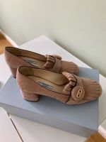 Prada Pumps Penny Loafer m. Blockabsatz Gr. 37 *fast neu* Frankfurt am Main - Ostend Vorschau