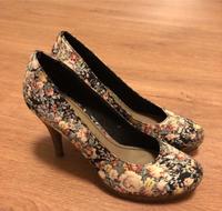 Tamaris Pumps Gr. 39 Blumen Muster Kork Hessen - Bad Zwesten Vorschau