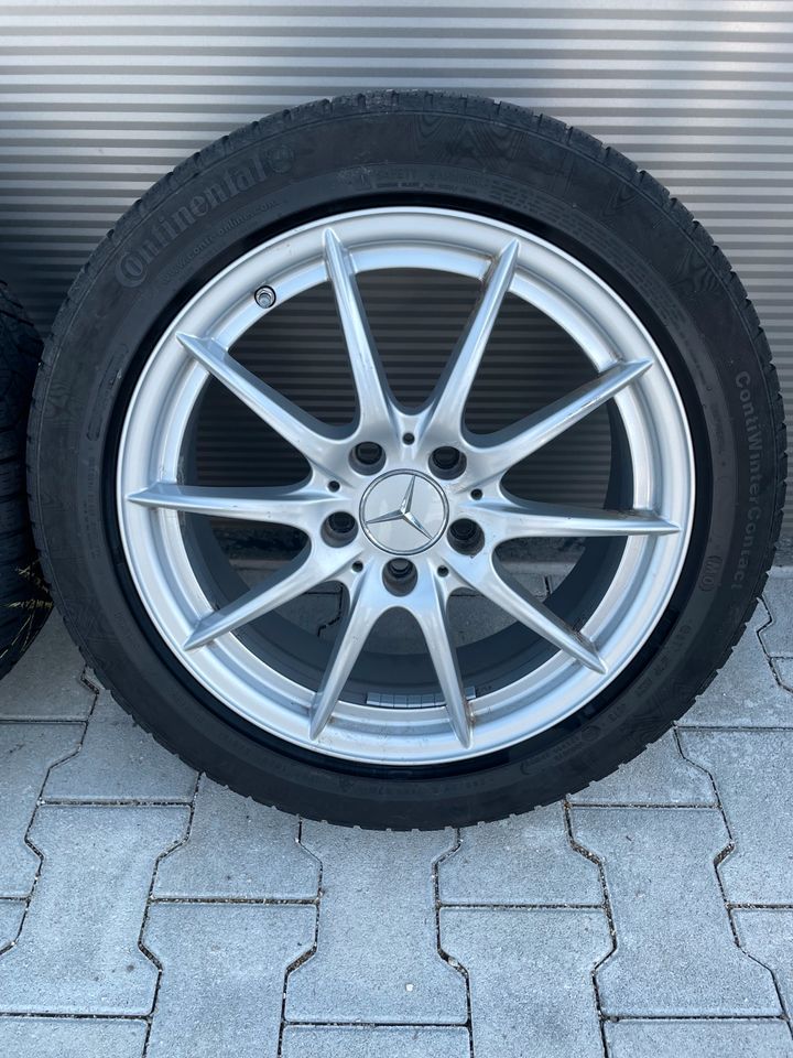 Mercedes A Klasse W176 BKlasse CLA 17 Zoll Felgen Räder 205/50R17 in Achern