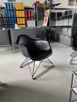 Vitra Plastic Chair Armchair lounge LAR inkl. MwSt. Baden-Württemberg - Brackenheim Vorschau