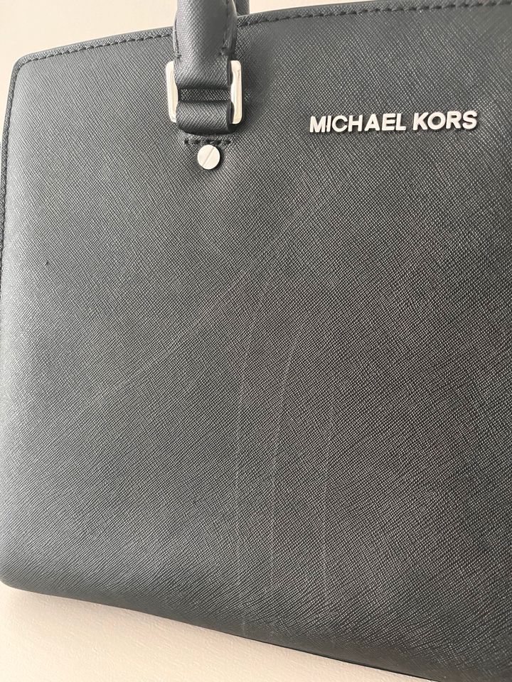 Michael Kors Tasche Selma schwarz in Herzogenrath