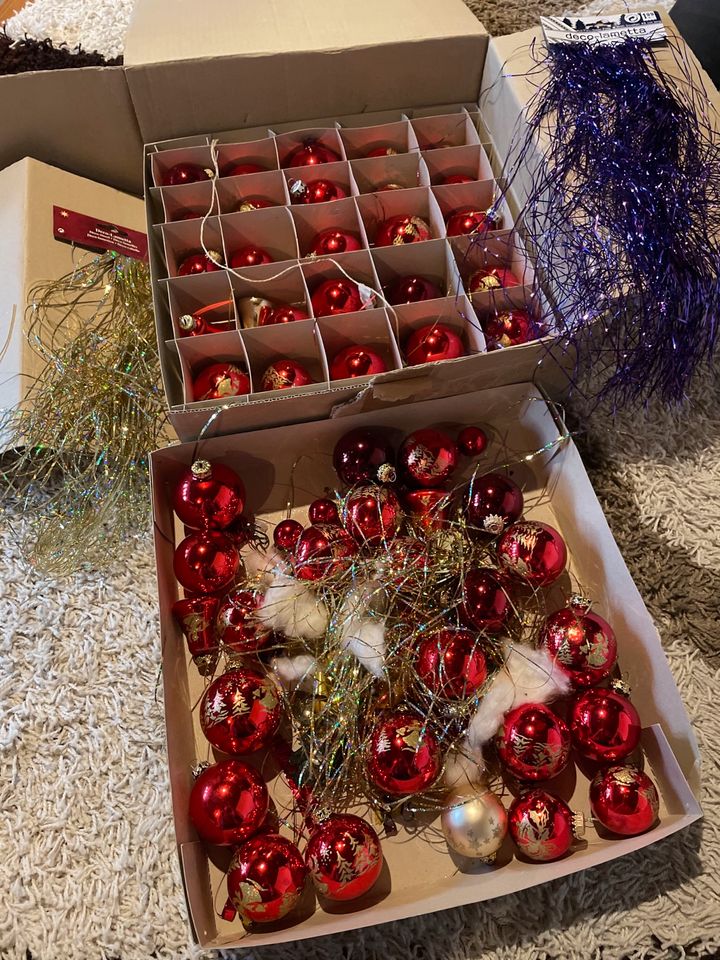 Weihnachtskugeln / Kugeln / Tannenbaum Deko / Christbaum Kugeln in Köln