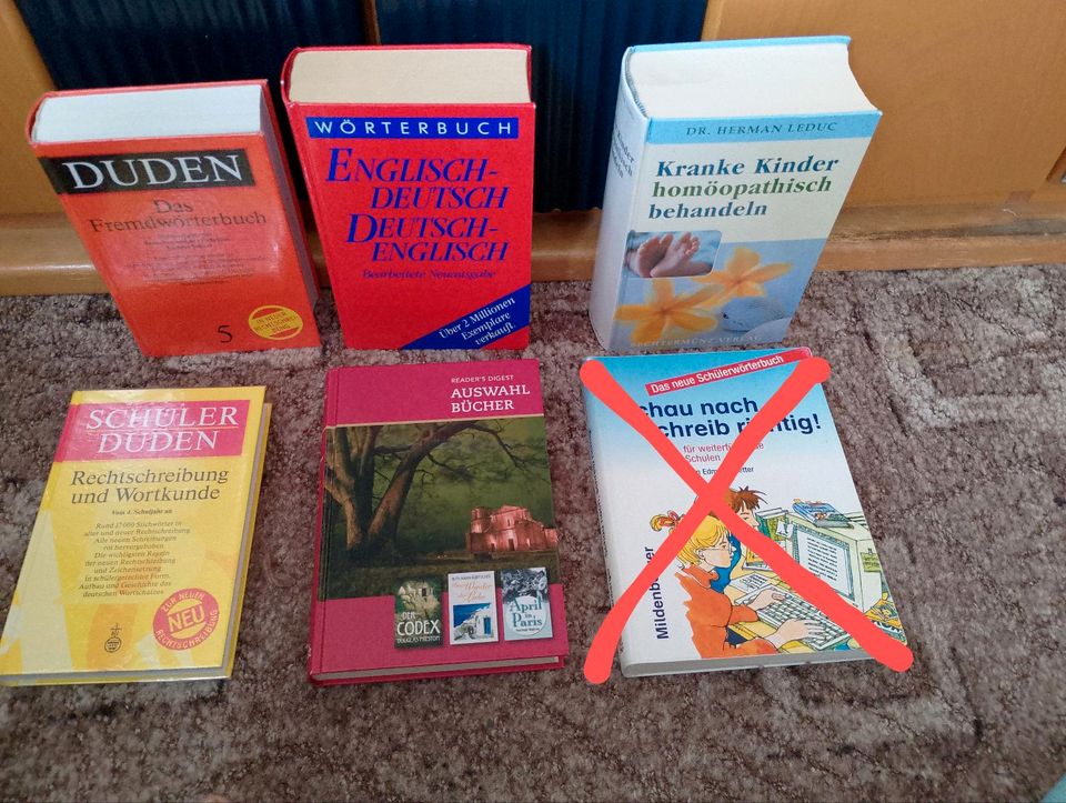 Verschiedene Büchern in Remscheid