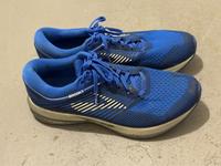 Brooks Levitate US 10,5 / EU 44,5 Nordrhein-Westfalen - Velbert Vorschau