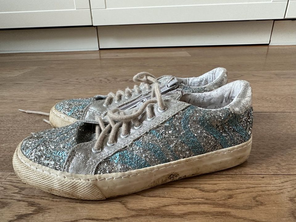 Ciciban Schuhe Sneaker Silber Glitzer Größe 34 in Königstein im Taunus