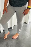 NIKE Fitness tights XS 34 Leggings Grau Sport Laufhose Baden-Württemberg - Heidelberg Vorschau