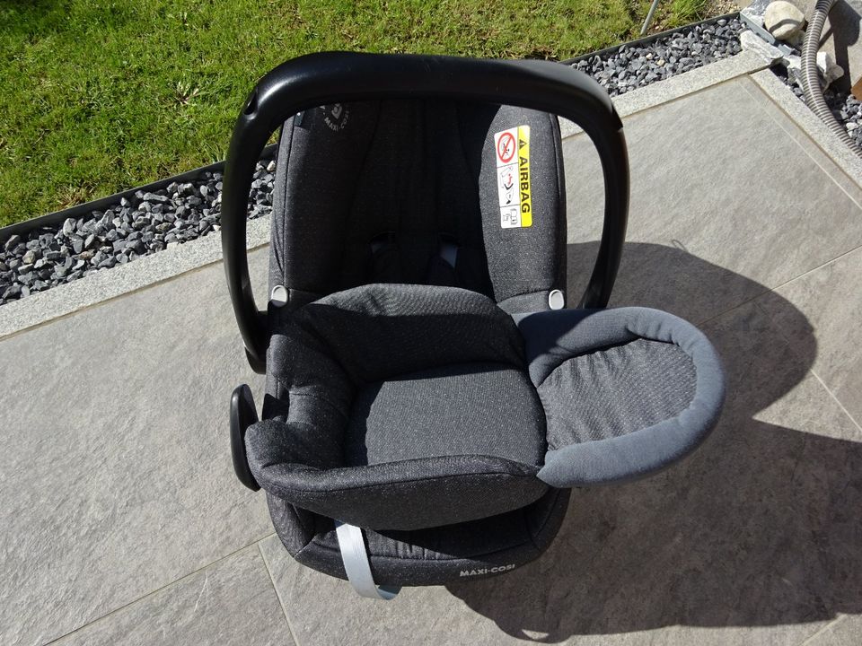 Babyschale Babyautositz Schale Maxi Cosi Rock Sparkling Grey -TOP in Ingolstadt