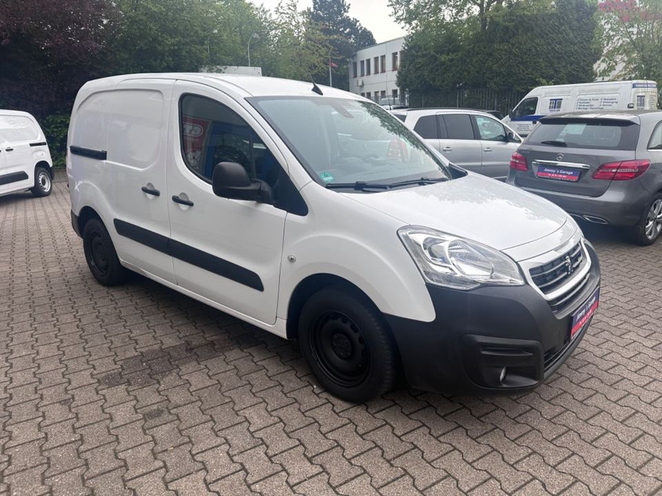 Peugeot Partner L1 Premium Navi Klima PDC in Bochum