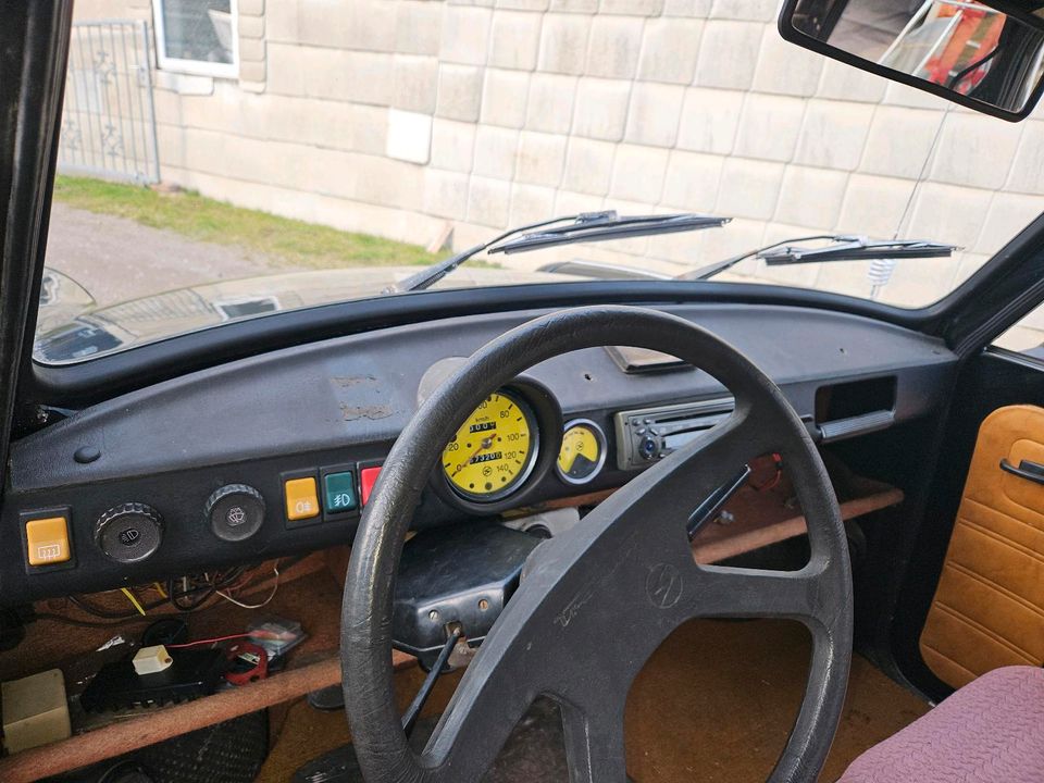 Trabant 601 LX Deluxe Oldtimer fahrbereit in Ilmenau