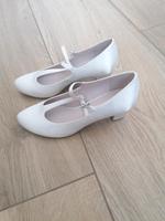 Damen Schuhe creme Gr.39 Nordrhein-Westfalen - Wenden Vorschau