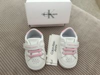 Calvin Klein Babyschuhe Neu ungetragen Gr.17 Niedersachsen - Holzminden Vorschau