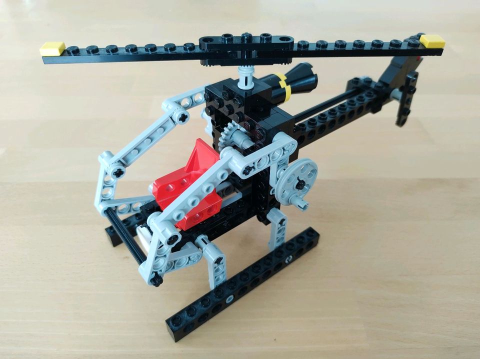 Lego Technic 8825 - Hubschrauber - Sehr guter Zustand in Pleinfeld