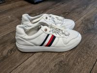 Tommy Hilfiger Sneaker weiß 41 Brandenburg - Rangsdorf Vorschau