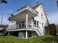 Wohnung mit Balkon, OG, im Zweifamilienhaus - Carport für 2 Autos Baden-Württemberg - Eningen Vorschau