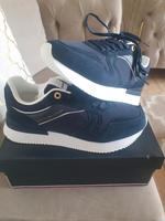 Tommy Hilfiger Sneaker Nordrhein-Westfalen - Krefeld Vorschau