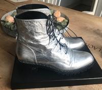 #christiandior #rebellekollektion #limitiert #stiefletten Bayern - Bad Aibling Vorschau